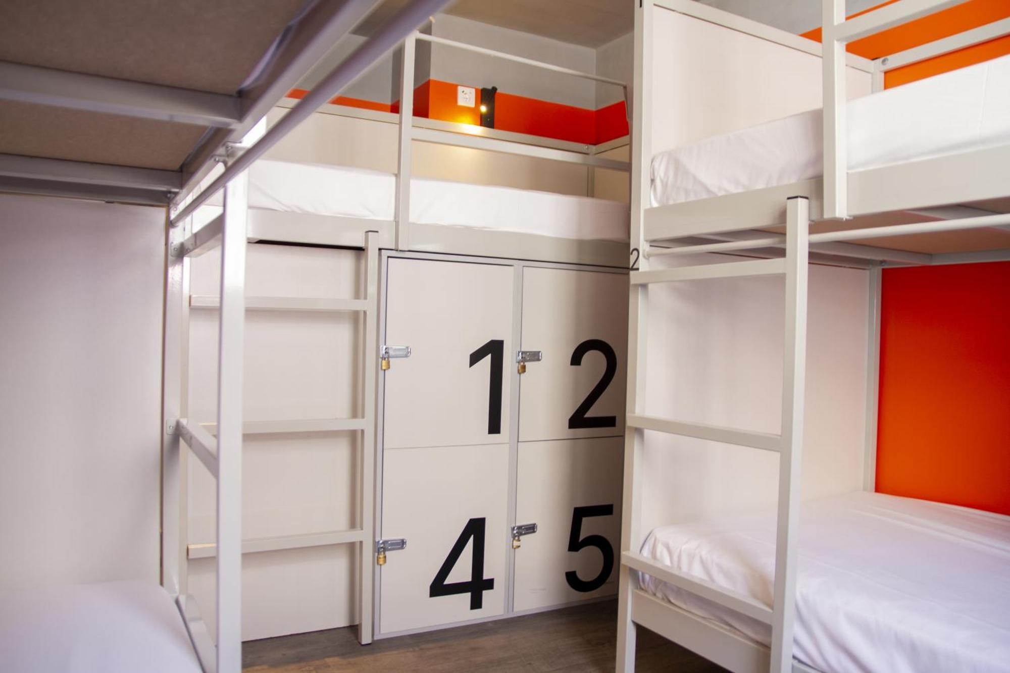 Room00 Valencia Hostel מראה חיצוני תמונה