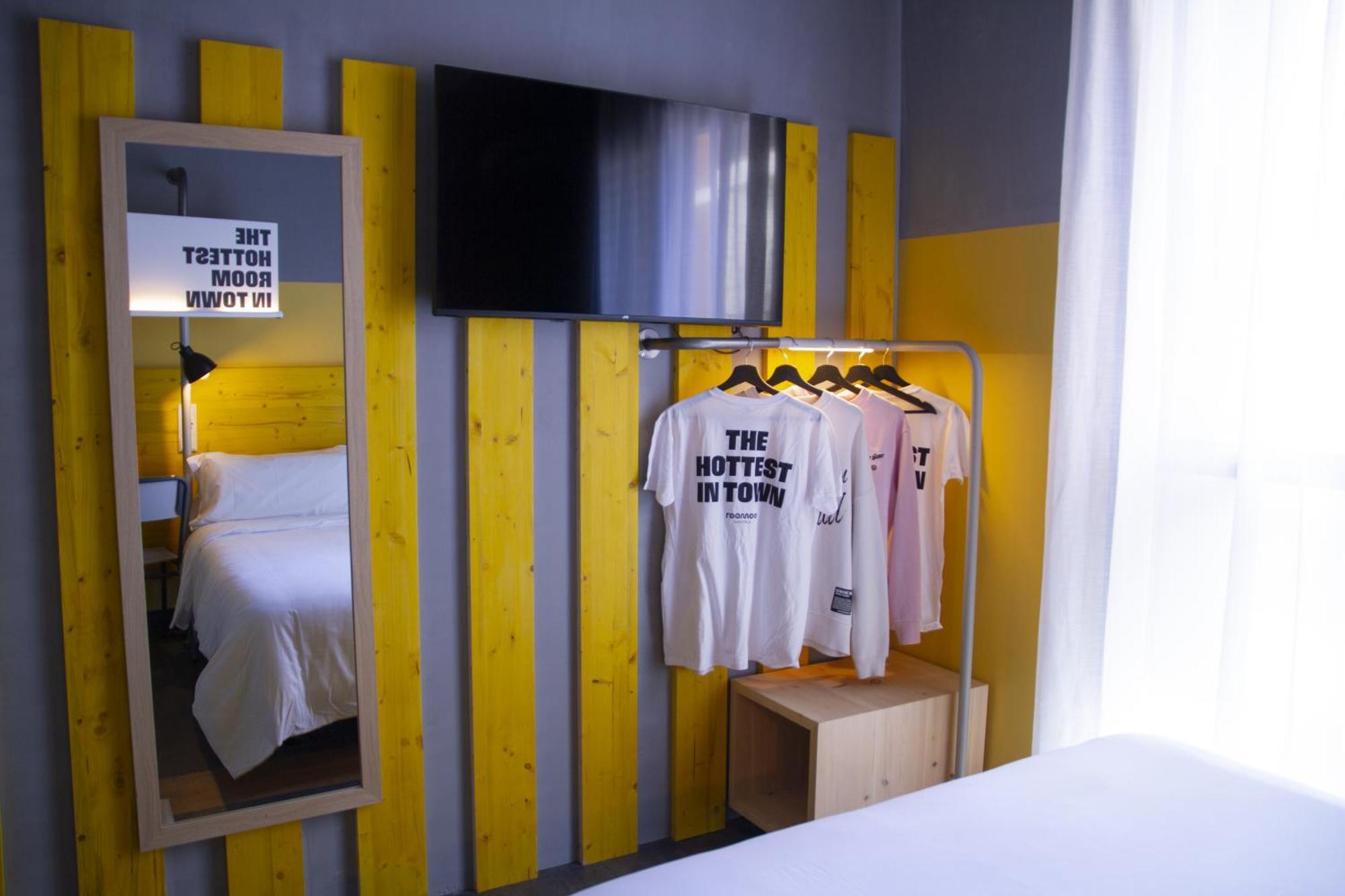 Room00 Valencia Hostel מראה חיצוני תמונה